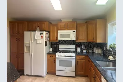 18 Ivy Lane, Farmington, NH 03835 - Photo 17