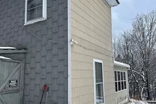 105 Maple St, Berlin, NH 03570 - Photo 5
