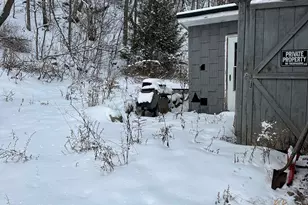 105 Maple St, Berlin, NH 03570 - Photo 3