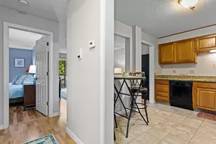 490 River Rd, Manchester, NH 03104 - Photo 5