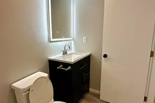 90 Fleet St, Portsmouth, NH 03801 - Photo 7