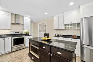 10 Berlang Rd, Londonderry, NH 03053 - Photo 9