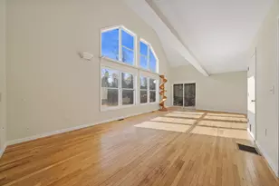 733 S Stark Hwy, Weare, NH 03281 - Photo 9