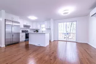 6 Lamplighter Dr, Nashua, NH 03064 - Photo 3