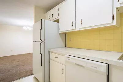 5 Silvestri Circle #4, Derry, NH 03038 - Photo 9