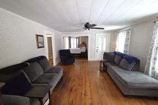 25 Pleasant St, Farmington, NH 03835 - Photo 17