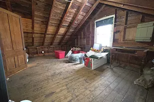 25 Pleasant St, Farmington, NH 03835 - Photo 35