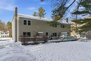 10 Woodburn Rd, Litchfield, NH 03052 - Photo 7