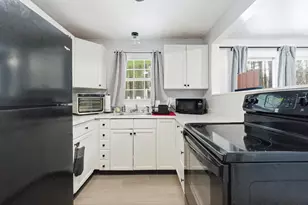 10 Woodburn Rd, Litchfield, NH 03052 - Photo 21