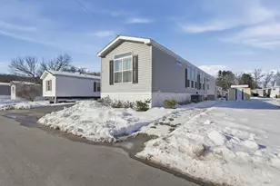 65 Caddy Dr, Salem, NH 03079 - Photo 7