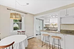 13 Perry Ave, Nashua, NH 03060 - Photo 9