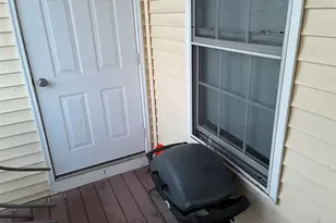 14 Crestview Cir, Londonderry, NH 03053 - Photo 7