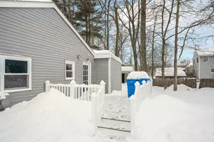 27 London Rd, Salem, NH 03079 - Photo 17