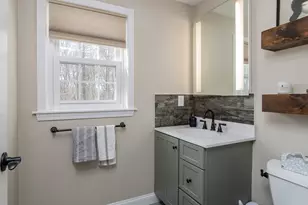 4 Faye Ln, Londonderry, NH 03053 - Photo 27