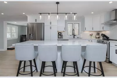 4 Faye Lane, Londonderry, NH 03053 - Photo 13