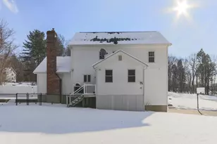 4 Faye Ln, Londonderry, NH 03053 - Photo 5