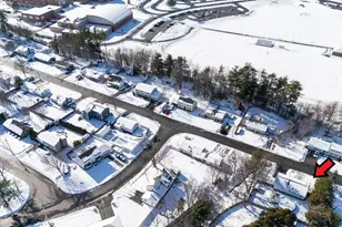 24 Sanborn Dr, Nashua, NH 03063 - Photo 43