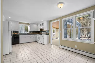 36 Buckridge Dr, Amherst, NH 03031 - Photo 15