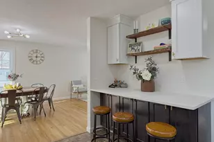 54 Campbello St, Hudson, NH 03051 - Photo 9