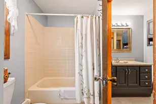 4 Mcquade Brook Rd, Bedford, NH 03110 - Photo 23