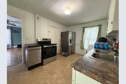 18 Highland Avenue, Franklin, NH 03235 - Photo 3