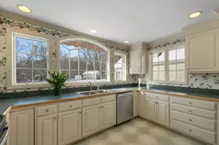 36 Prescott Heights Rd, Hooksett, NH 03106 - Photo 9