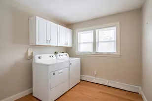 245 Pickering St, Manchester, NH 03104 - Photo 15