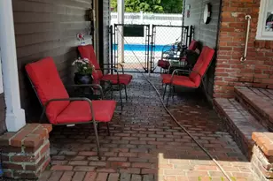 26 Pike St, Epping, NH 03042 - Photo 7