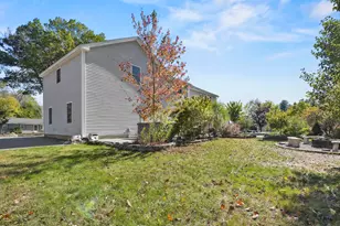 9 Upland Dr, Franklin, NH 03235 - Photo 29