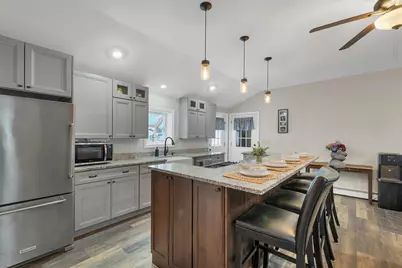 11 E Dunbarton Road, Goffstown, NH 03045 - Photo 9