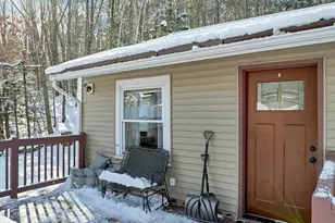 11 E Dunbarton Rd, Goffstown, NH 03045 - Photo 3