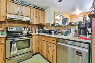 25 Silverton Dr, Nashua, NH 03062 - Photo 5