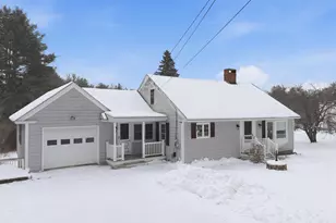 314 Governor&apos S Rd, Brookfield, NH 03872 - Photo 1