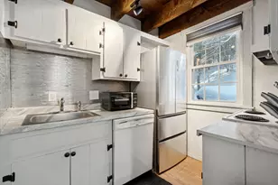 574 Willard Rd, Hartford, VT 05001 - Photo 9