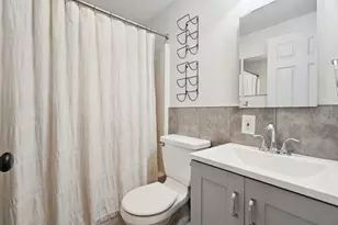 574 Willard Rd, Hartford, VT 05001 - Photo 21