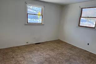 288 Main Dunstable Rd, Nashua, NH 03062 - Photo 11