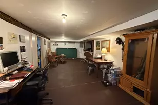 10 Swan St, Winchester, NH 03470 - Photo 27