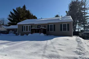 10 Swan St, Winchester, NH 03470 - Photo 3