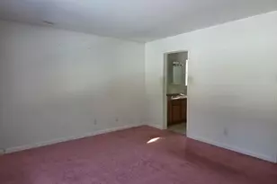 108 Kempton Rd, Swanzey, NH 03446 - Photo 17