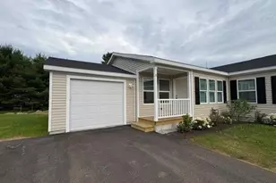 18-B Wildflower Ln, Plymouth, NH 03264 - Photo 1