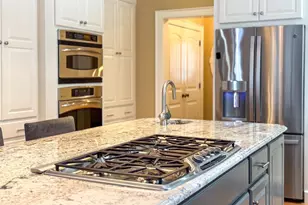 17 Winslow Dr, Atkinson, NH 03811 - Photo 13