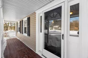 3 Copperfield Ln, Londonderry, NH 03053 - Photo 7