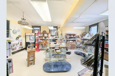 537 Railroad Street, St. Johnsbury, VT 05819 - Photo 11