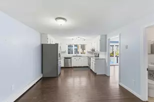 7 Bradford St, Nashua, NH 03063 - Photo 13