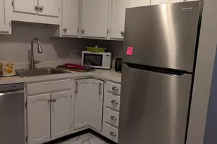 414 Springbrook Cir, Portsmouth, NH 03801 - Photo 11