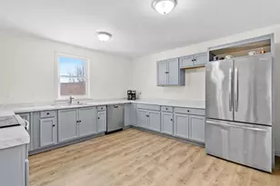 738 Old Hillsboro Rd, Henniker, NH 03244 - Photo 15