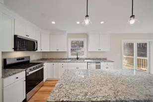 53A Kimball Hill Rd, Hudson, NH 03051 - Photo 9