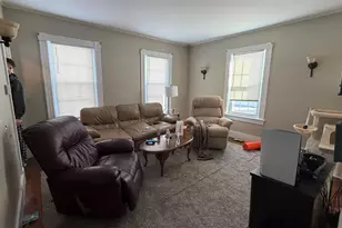 35 Foster St, Keene, NH 03431 - Photo 9