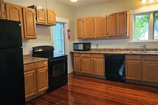 35 Foster St, Keene, NH 03431 - Photo 1