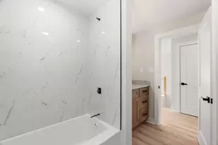 40 Hillside Ave, Derry, NH 03038 - Photo 25